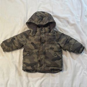Baby Gap Children’s Fleece Lined Camoflage Puffer Coat - Size 18-24 months